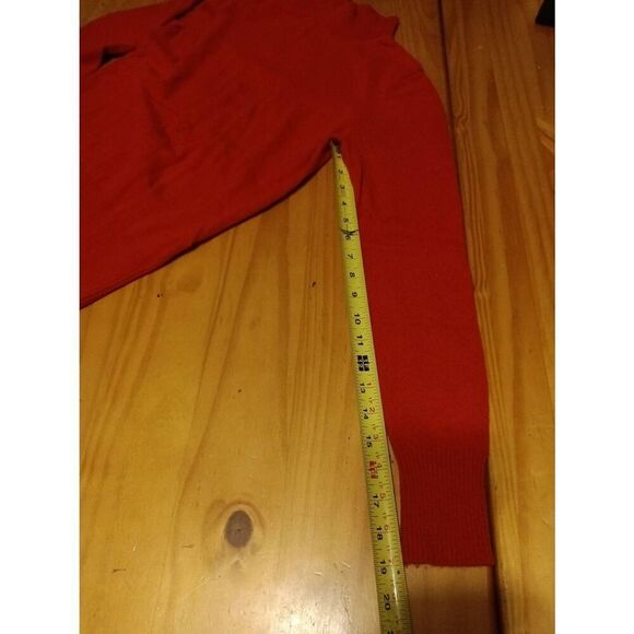 Investments brand Cashmere Sweater Size: Medium (0792) - Picture 2 of 8